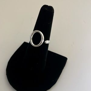 New Sterling Silver Circle Ring Size 6